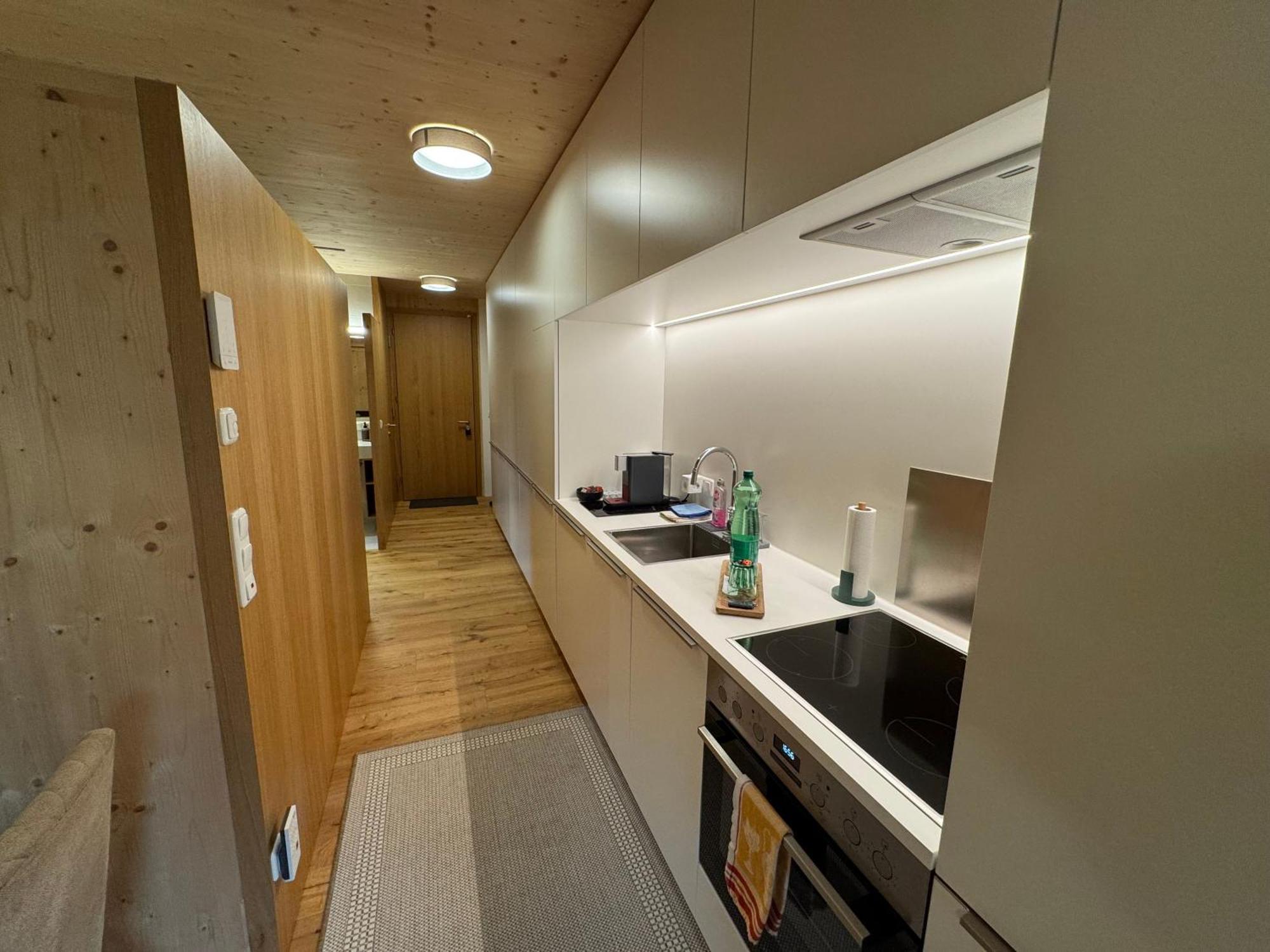 Apartment Kanisfluh เมลเลา ภายนอก รูปภาพ