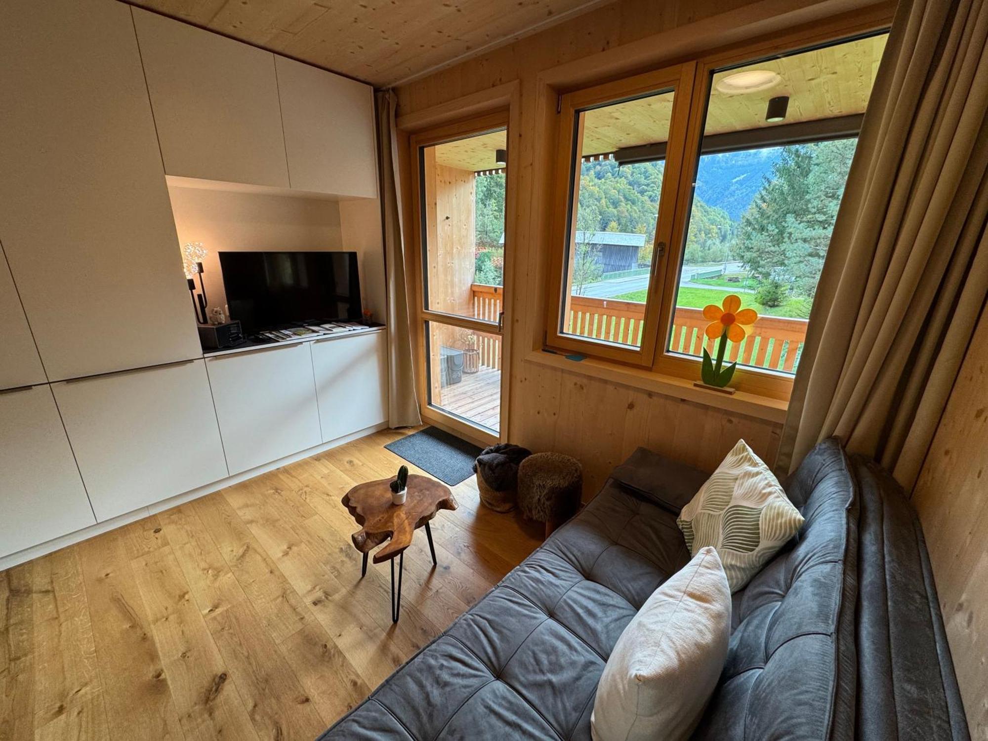 Apartment Kanisfluh เมลเลา ภายนอก รูปภาพ